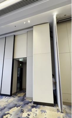 Distributeur Kantoormeubelen Modulaire schermen hotel Dividers Activiteit Akoestische panelen Kamer voor glas Verplaatsbare scheidingswand