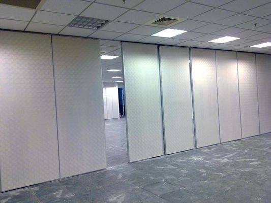 AE Te koop Woonruimte Schuifwerk Opvouwbaar Kantoor Conferentieruimte Verhuisbare wandpanelen Scheidingsmuren Screen Track System Met Roller
