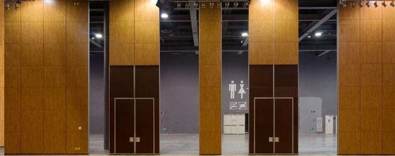 Goede prijs. Folding Room Dividers: Portable Flexible Partitions transformeren huizen en evenementenruimtes online
