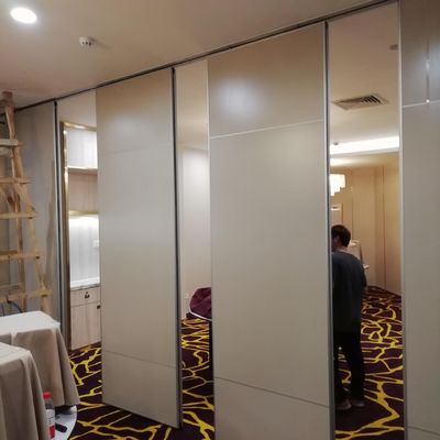 Afklapbare geluidsisolatie Verplaatsbare scheidingswanden voor kantoorhotel