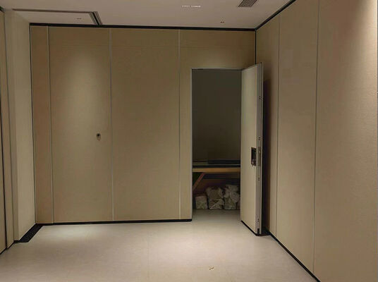 Goede prijs. Opvouwbare geluidsdichte scheidingswand met 6061-T6-profielen en Q235-staalframe voor hotels en laboratoria online